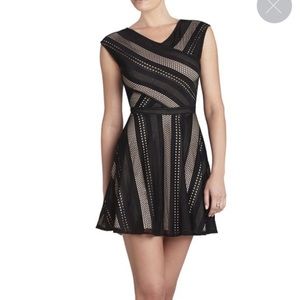 BCBGMAXAZRIA Jasmyne Sleeveless A-Line Lace Dress